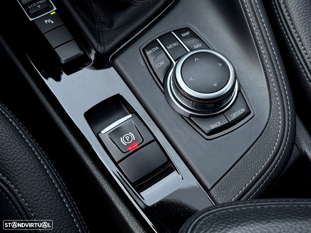 BMW X1 16 d sDrive Auto Line Sport - 19