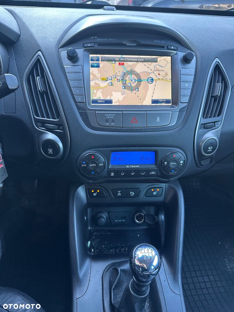 Hyundai ix35 2.0 CRDi 4WD Premium - 10