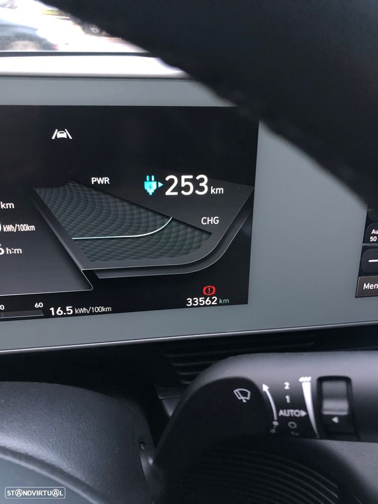 Hyundai Ioniq 5 73 kWh Vanguard+Plug&Power+Tejadilho Solar+AFH - 35
