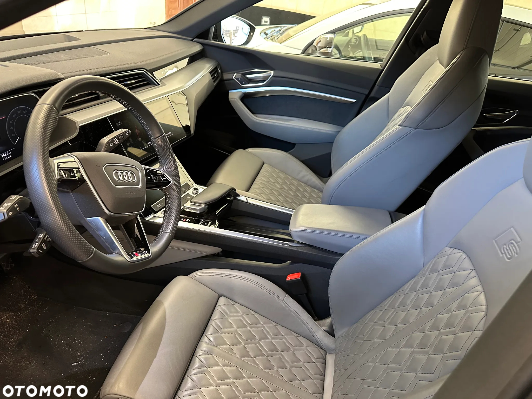 Audi e-tron 55 Quattro S Line - 15
