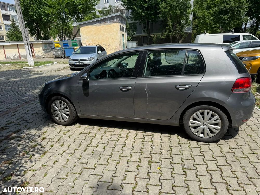 Volkswagen Golf - 3