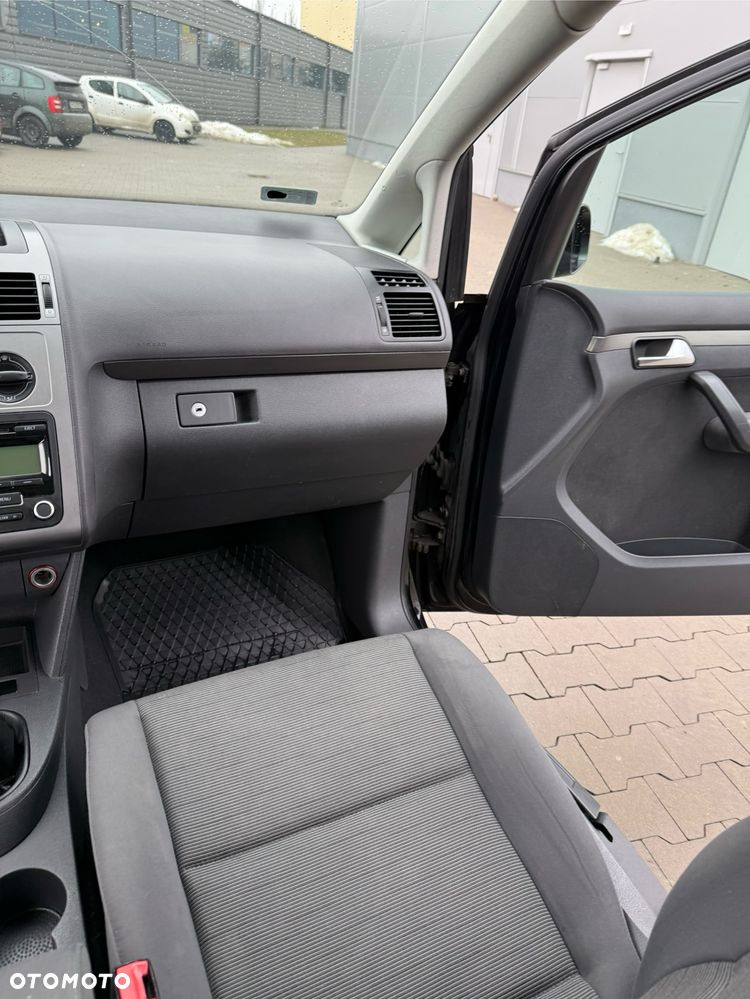 Volkswagen Touran 1.9 TDI Trendline - 31