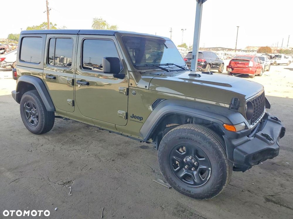 Jeep Wrangler Unlimited GME 2.0 Turbo Sahara - 2