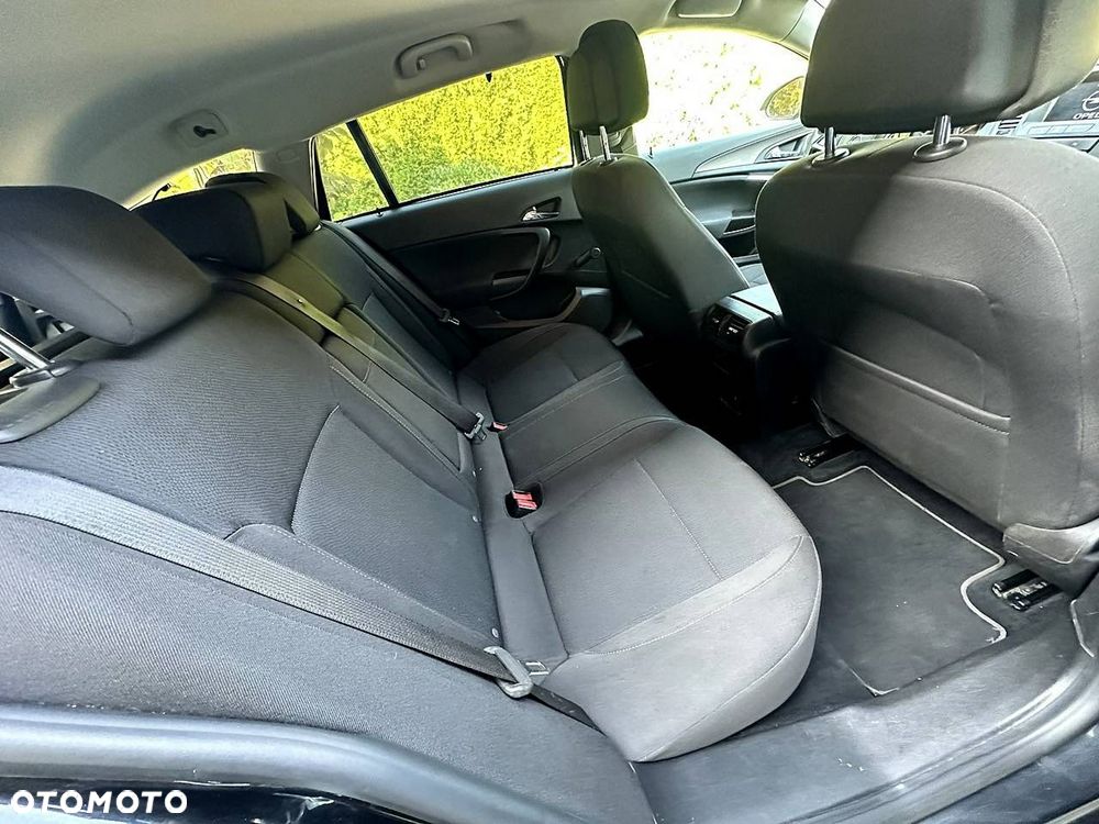 Opel Insignia - 14