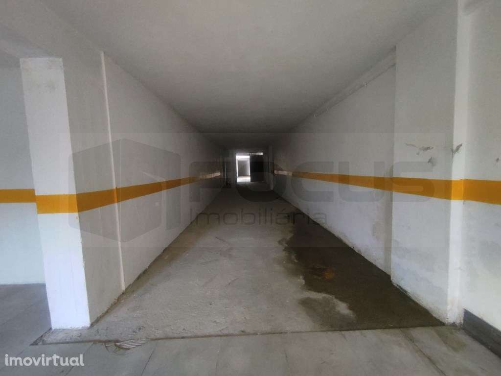 Armazém para venda no centro da Gafanha da Nazaré - Grande imagem: 5/16