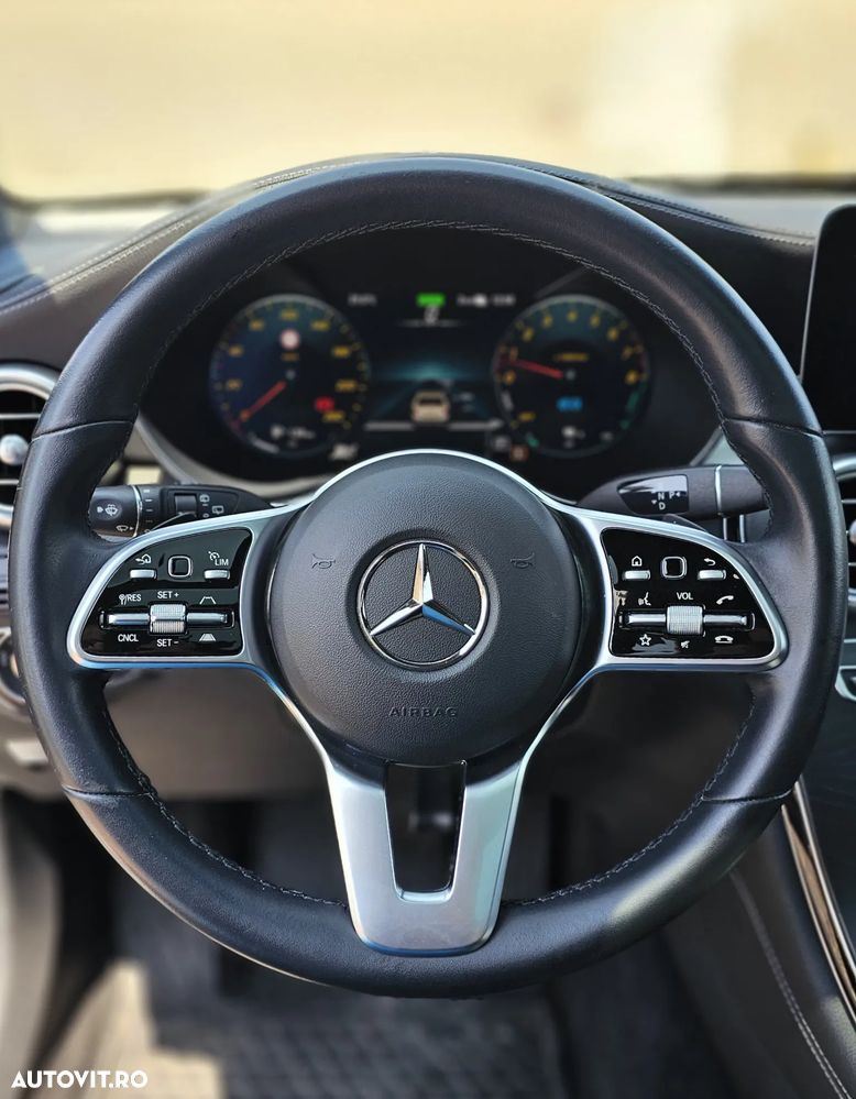 Mercedes-Benz GLC 300 e 4Matic 9G-TRONIC Exclusive - 14