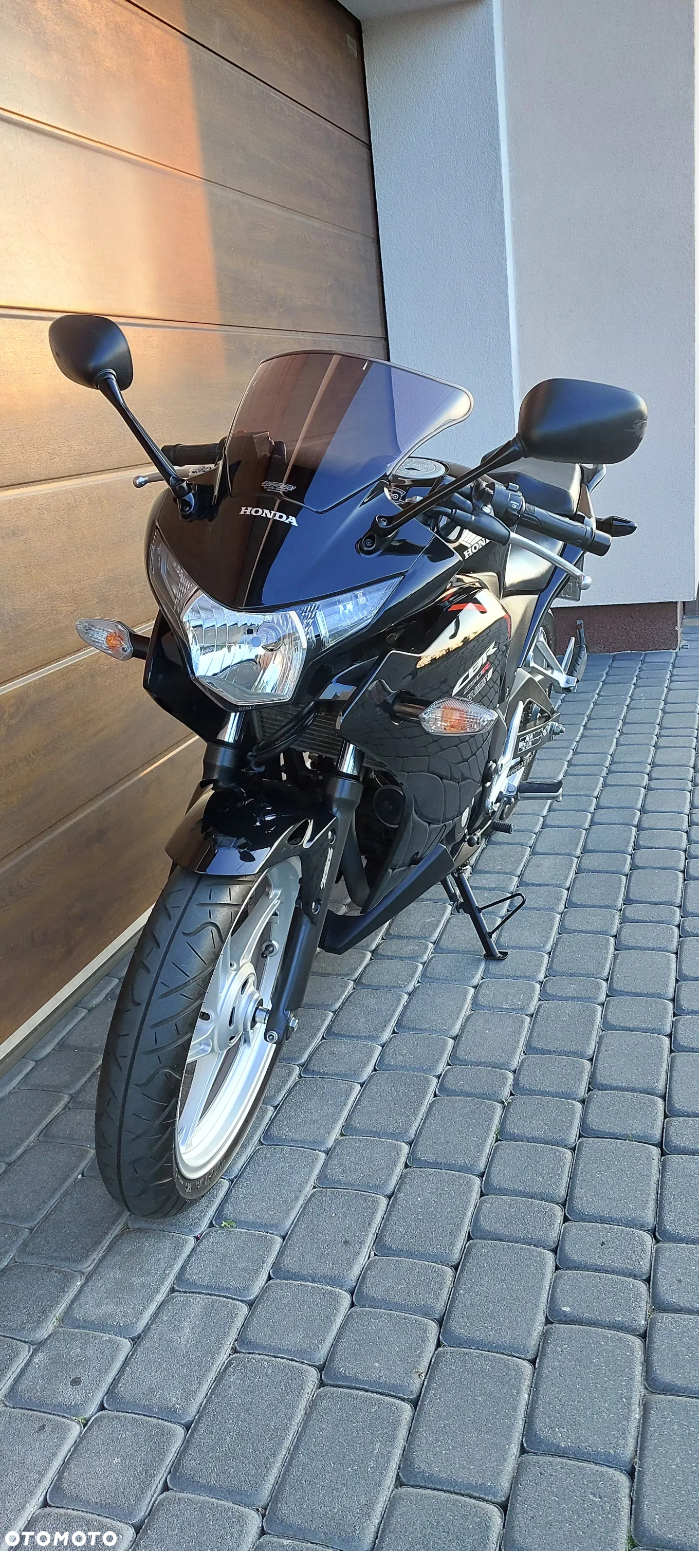 Honda CBR - 6