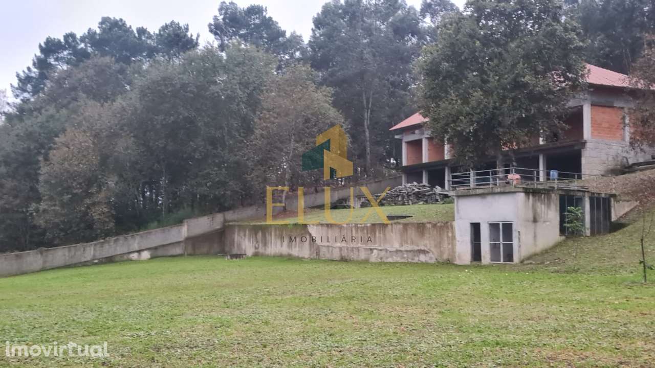 Moradia para Restaurar T4 Venda em Margaride (Santa Eulália), Várzea, - Grande imagem: 2/15