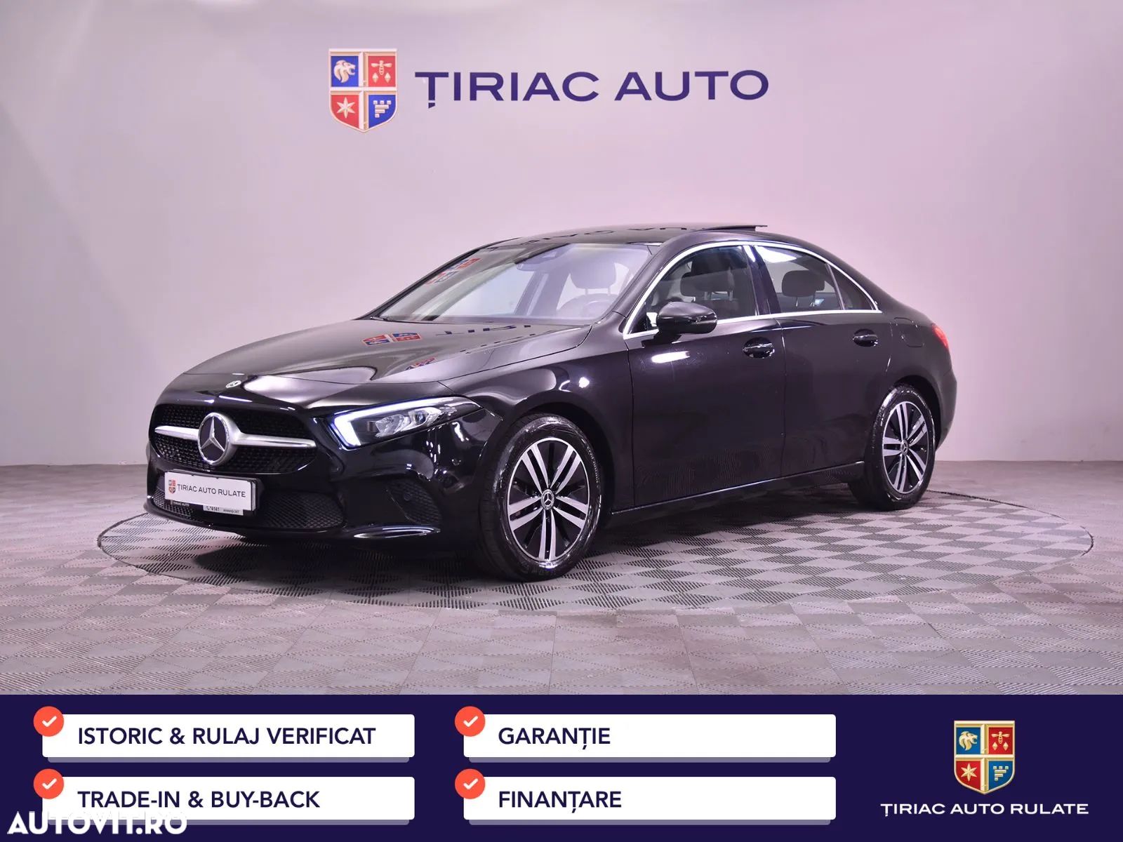 Mercedes-Benz A 220 4MATIC Sedan Aut. - 1