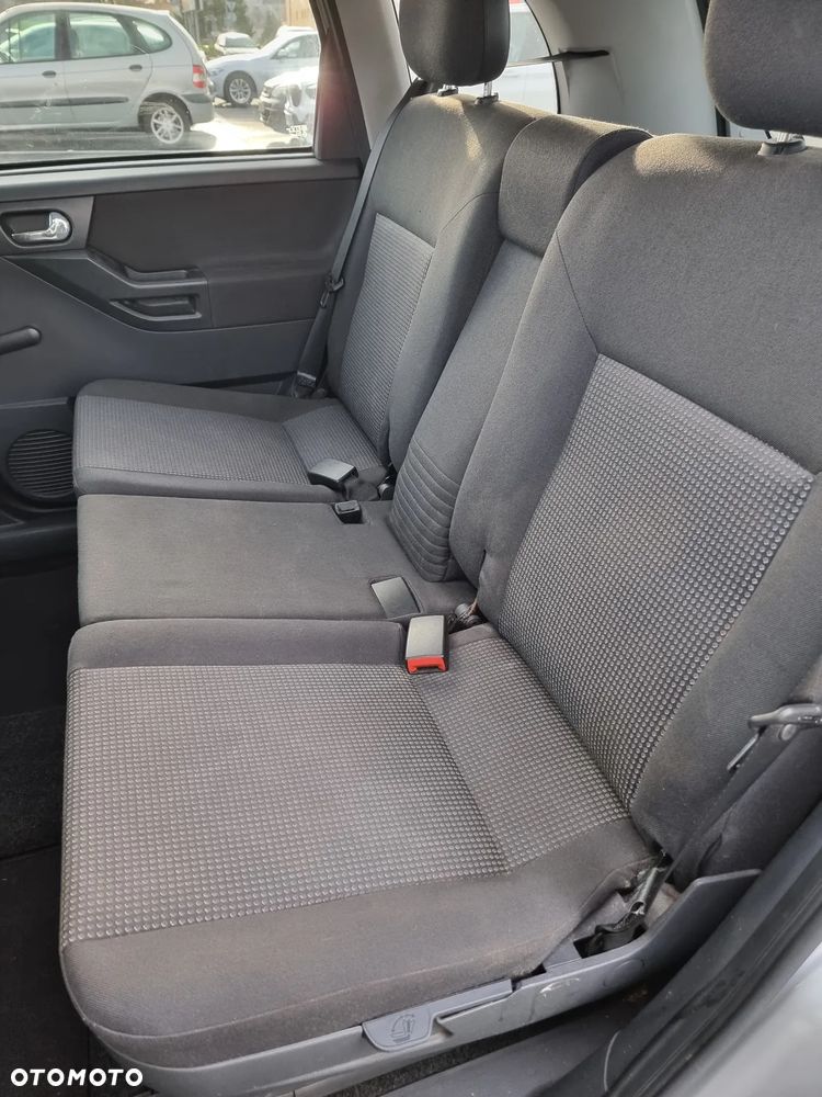 Opel Meriva 1.6 16V - 9