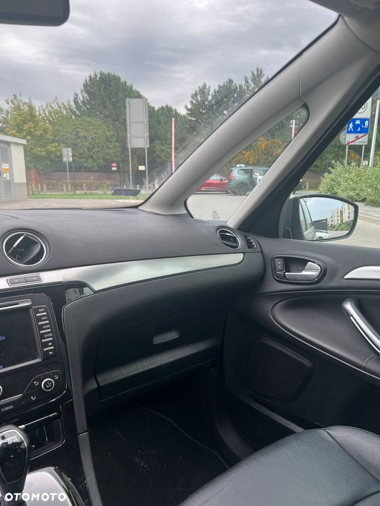 Ford S-Max 2.0 TDCi DPF Titanium - 15