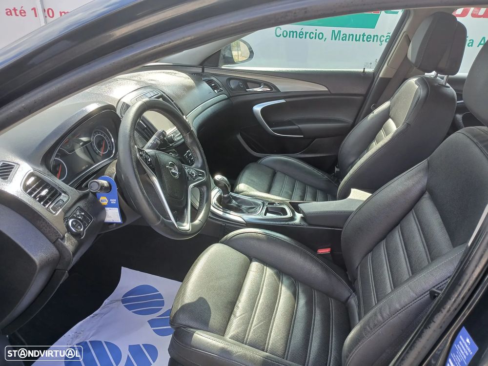 Opel Insignia Sports Tourer - 17