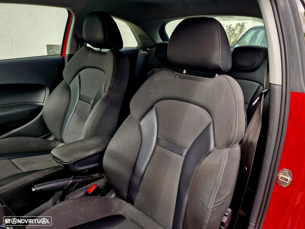 Audi A1 1.6 TDI S line Sport Pack - 13