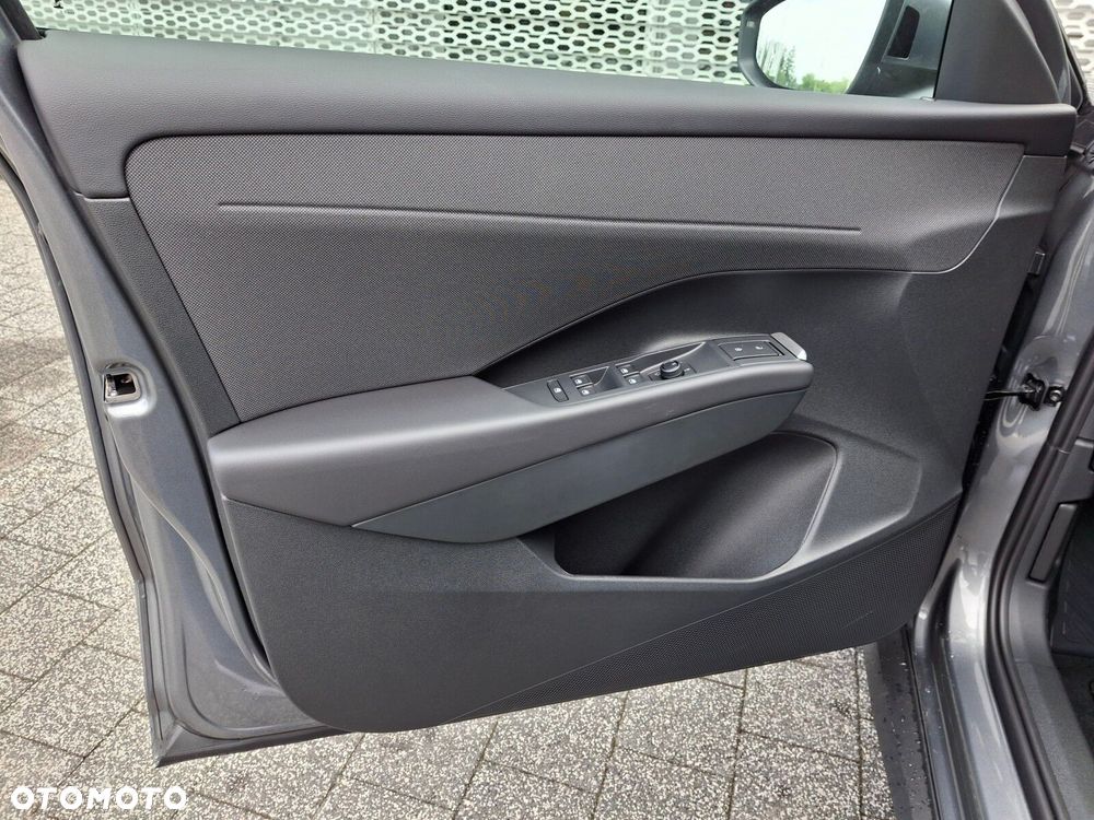 Volkswagen T-Roc 1.5 eTSI Life DSG - 10