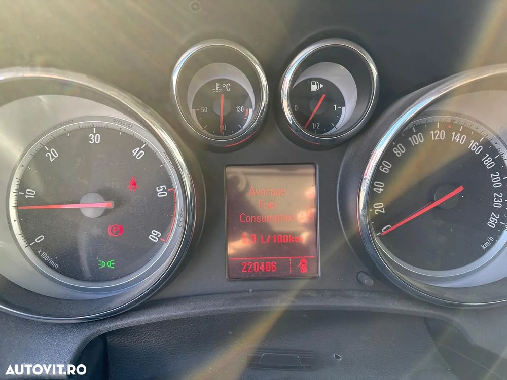 Opel Astra 1.7 CDTI DPF - 8