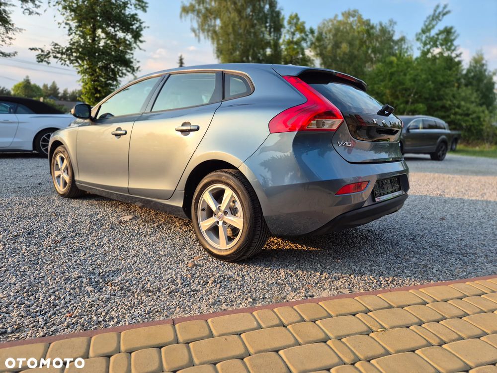 Volvo V40 - 9