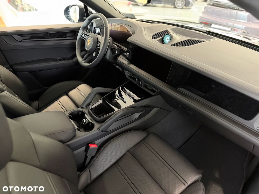 Porsche Cayenne Black Edition - 25