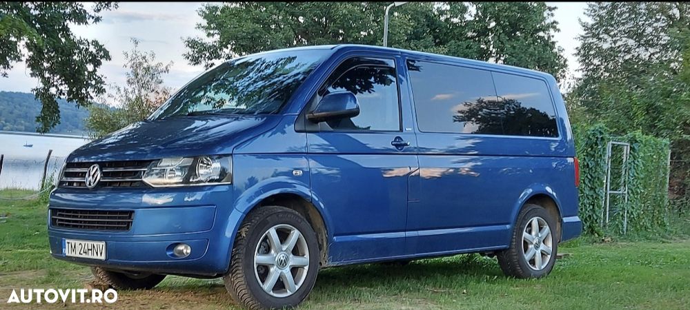 Volkswagen Multivan - 2