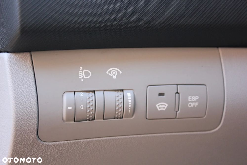 Kia Ceed - 22