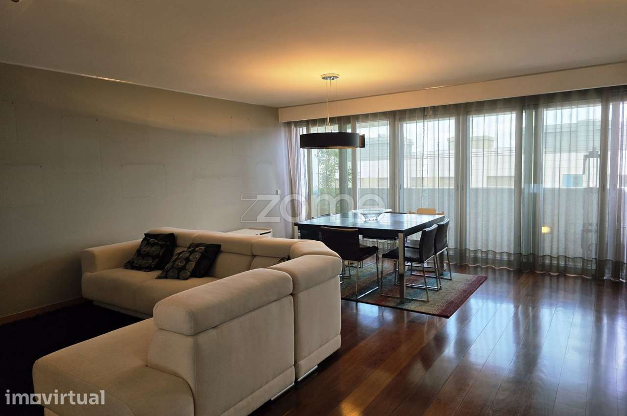 T3 Edif. Boapor 10º piso - 2 frentes garagem box dupla - Grande imagem: 2/56