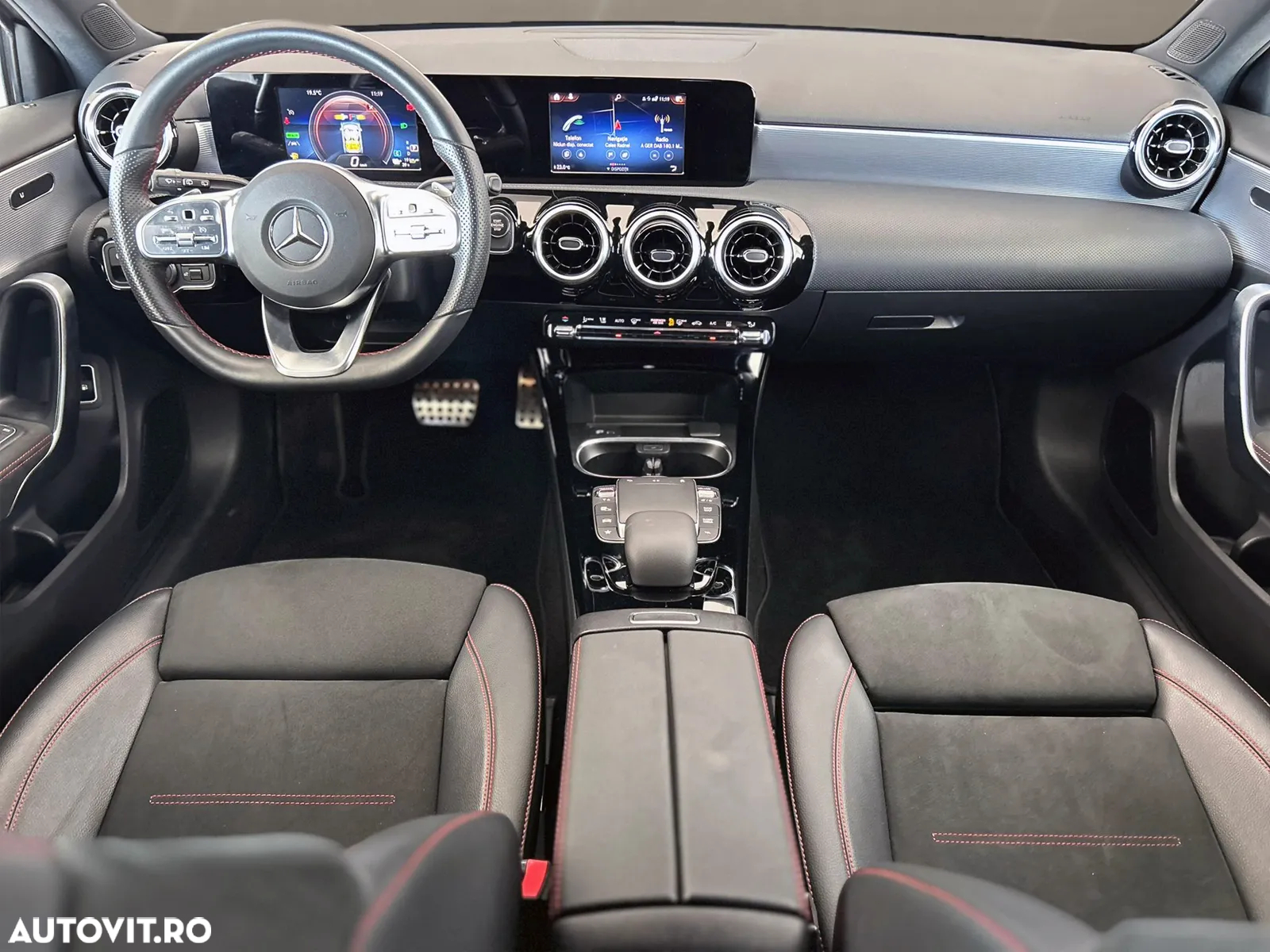 Mercedes-Benz A 250 e 8G-DCT AMG Line Advanced Plus - 13