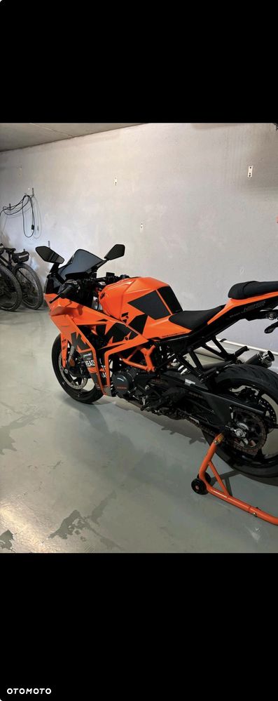 KTM RC 125 - 6
