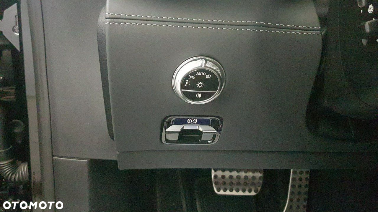 Mercedes-Benz SL AMG 63 4-Matic+ - 31