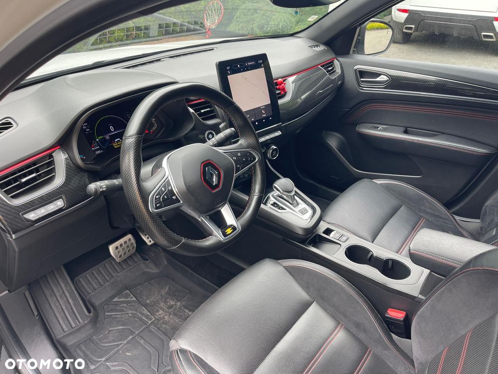 Renault Arkana E-TECH 145 R.S.LINE - 11
