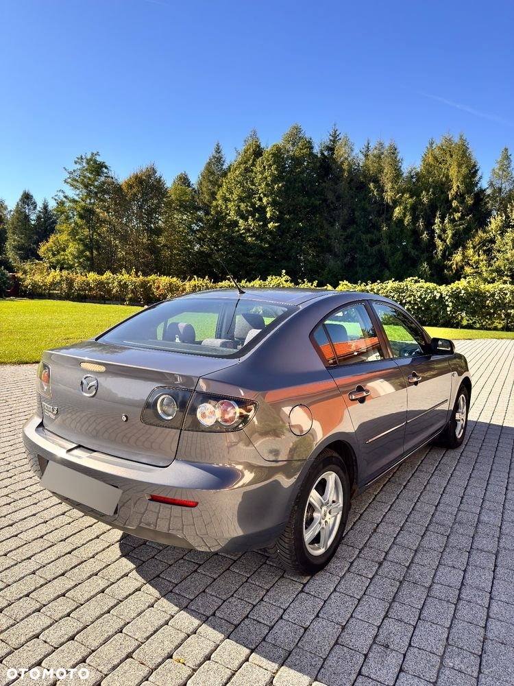 Mazda 3 - 6