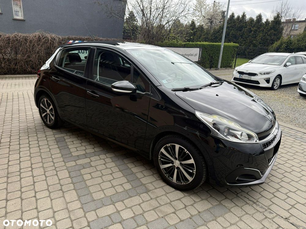 Peugeot 208 82 VTI Allure - 4