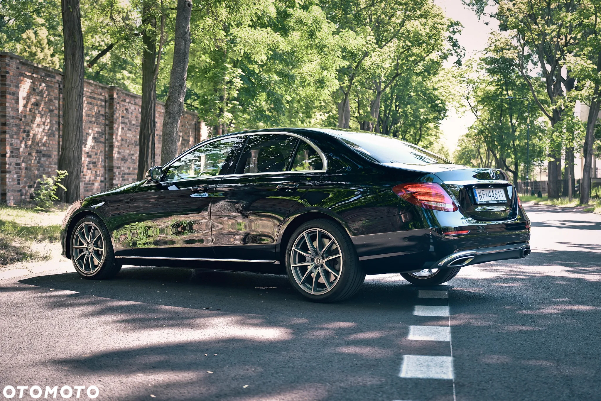 Mercedes-Benz Klasa E 400 4Matic 9G-TRONIC Avantgarde - 22