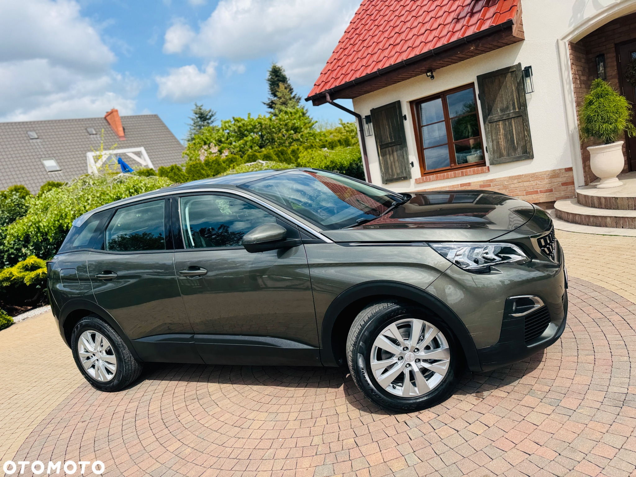 Peugeot 3008 1.5 BlueHDi Allure Pack S&S EAT8 - 32