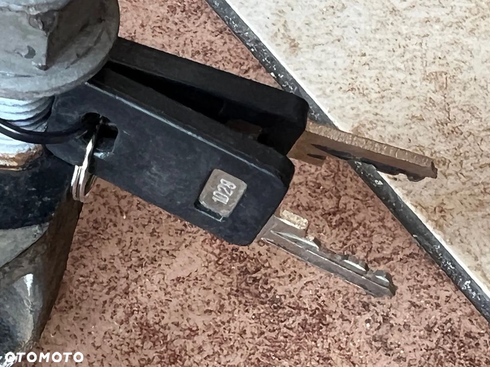 KULA HAKA DACIA SANDERO III - 3