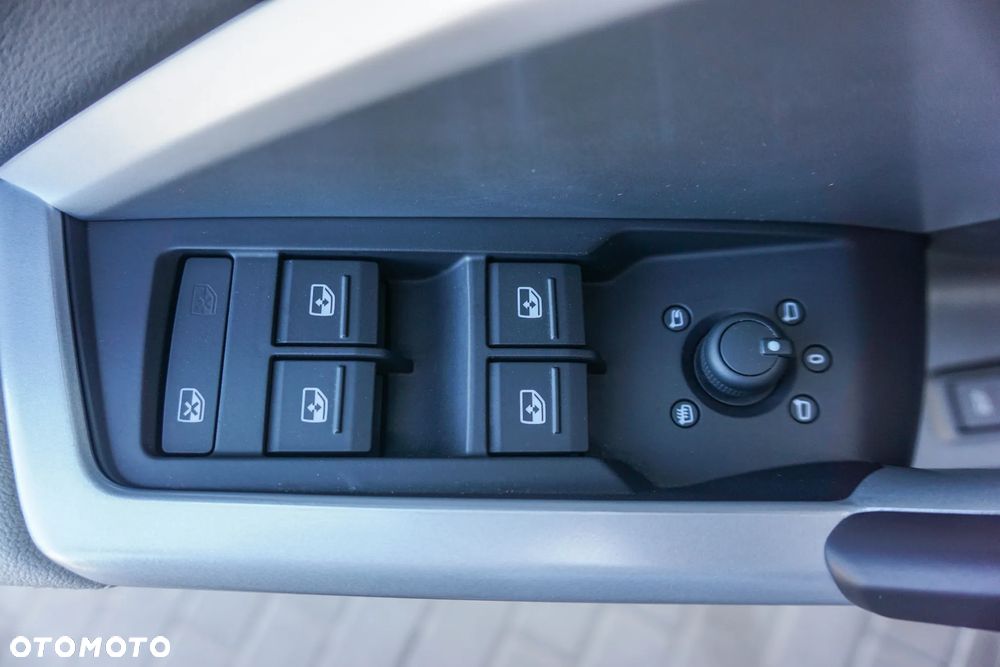 Audi Q3 35 TDI S tronic - 27
