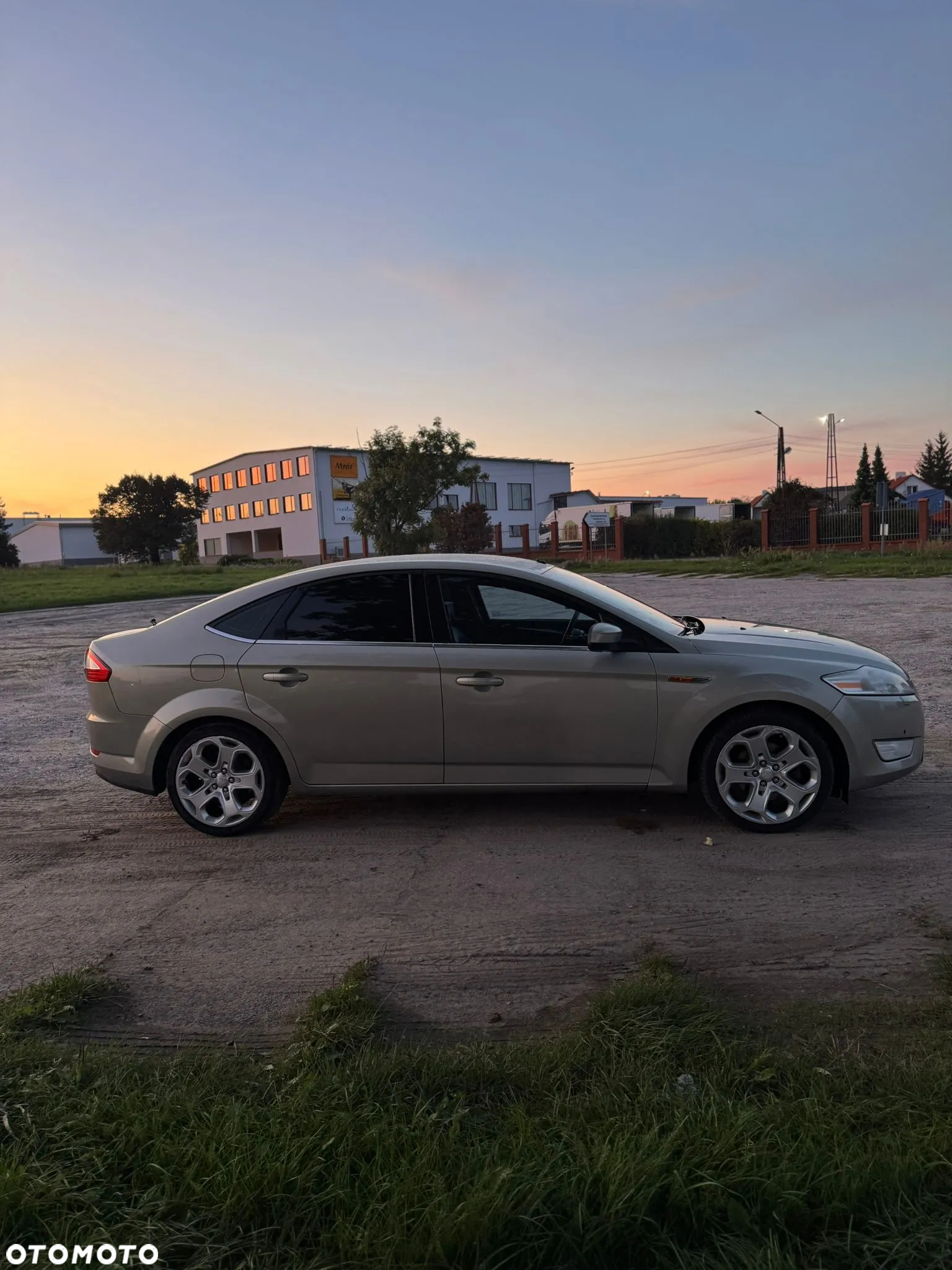 Ford Mondeo 2.2 TDCi Titanium - 4