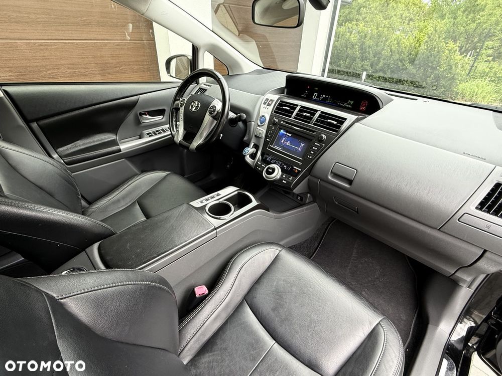 Toyota Prius+ (Hybrid) Executive - 23