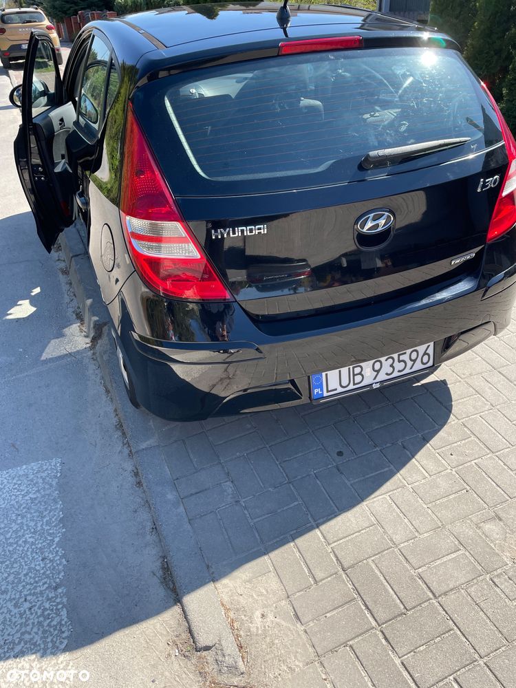 Hyundai i30 1.6 CRDi Classic + - 5