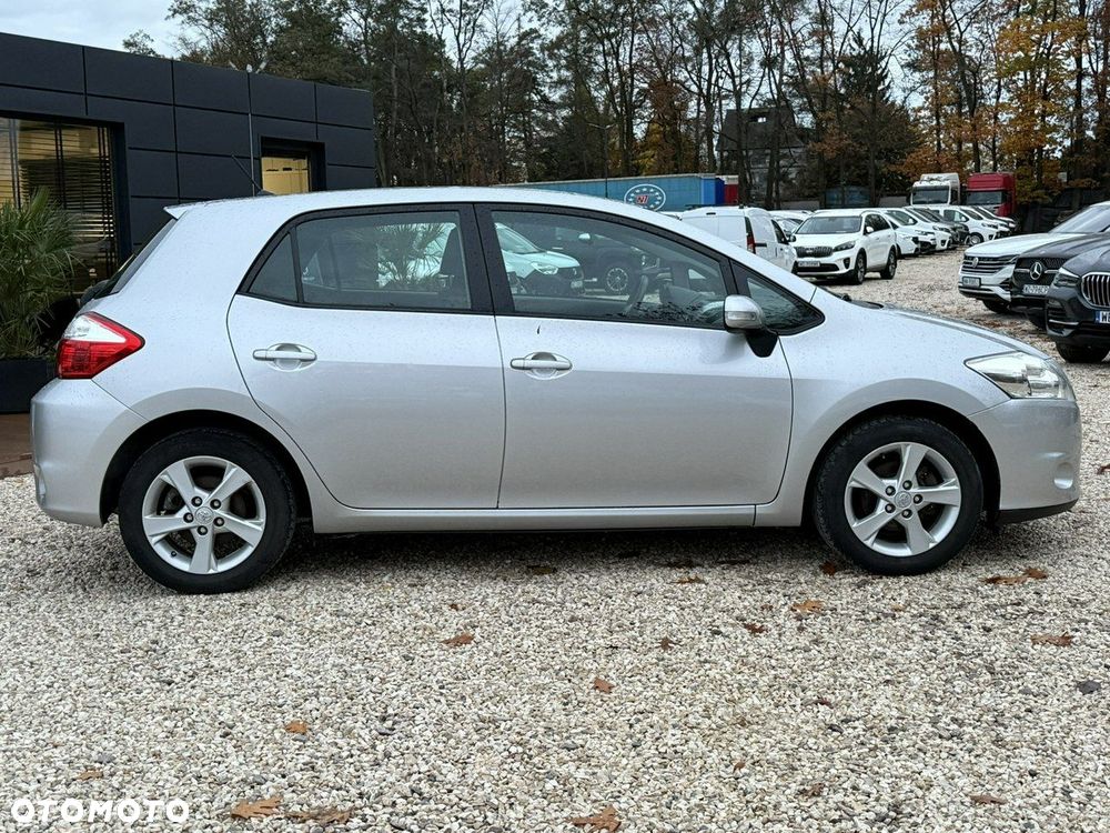 Toyota Auris 1.6 Active - 3