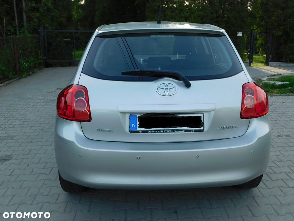 Toyota Auris 1.6 VVT-i Executive - 7