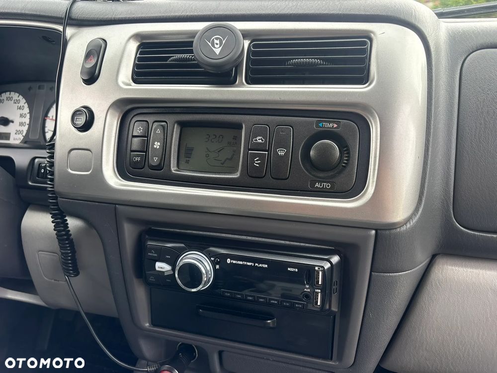 Mitsubishi Pajero Sport 2.5 TD+ Intense - 16