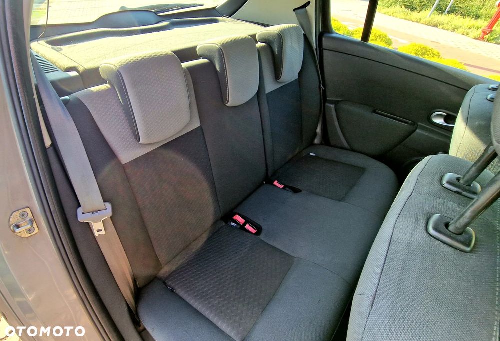 Renault Clio 1.5 dCi Fairway - 28