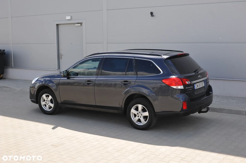 Subaru Outback 2.5i Active - 12
