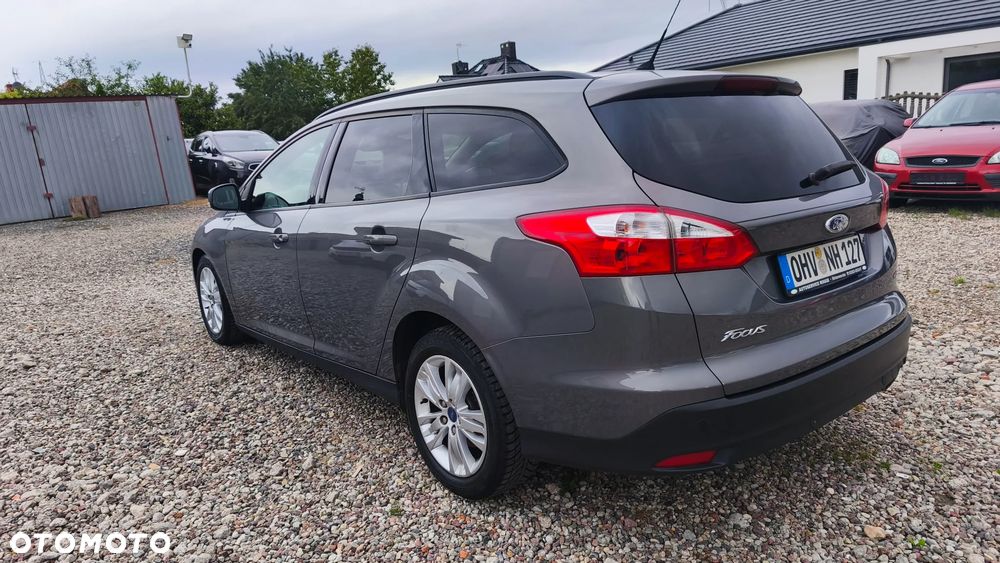 Ford Focus - 11