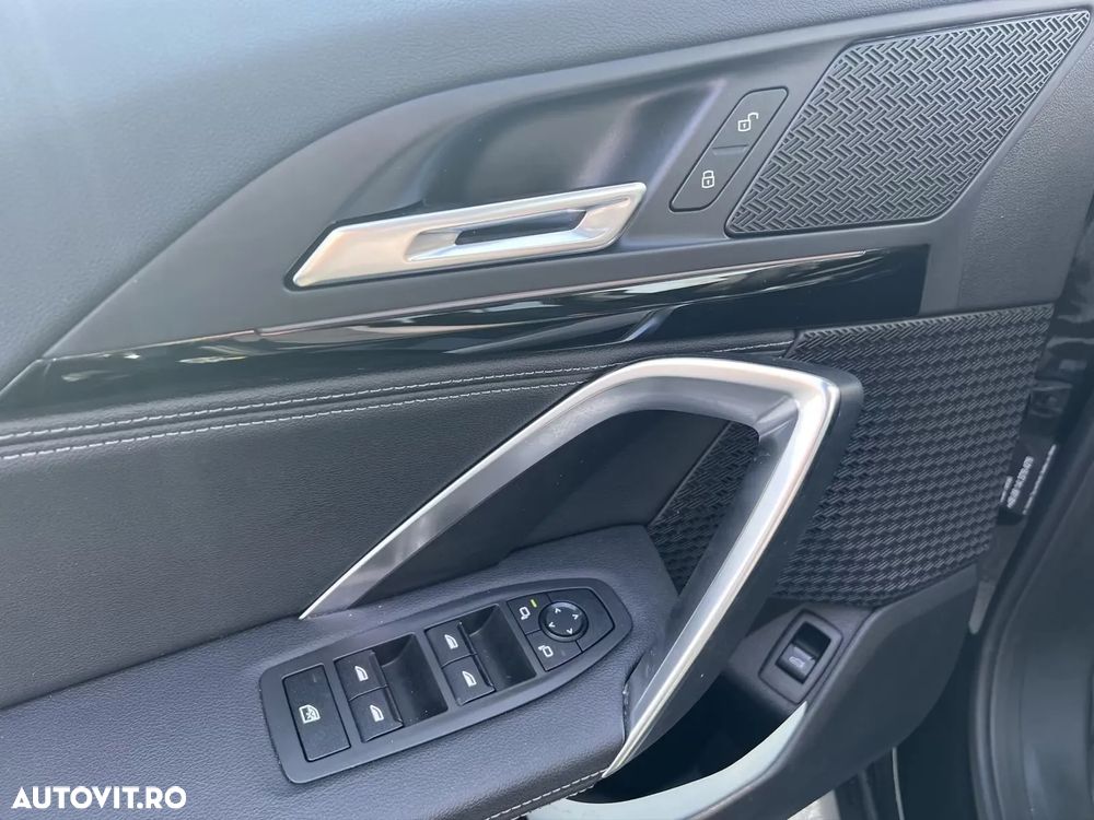 BMW iX1 xDrive30 - 11