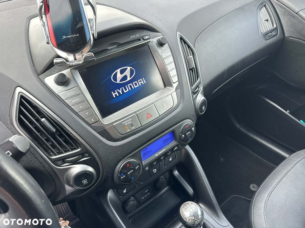 Hyundai ix35 1.7 CRDi 2WD blue Trend - 17