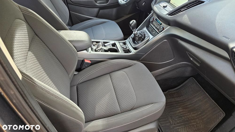Ford Kuga 2.0 TDCi 4WD Trend - 8