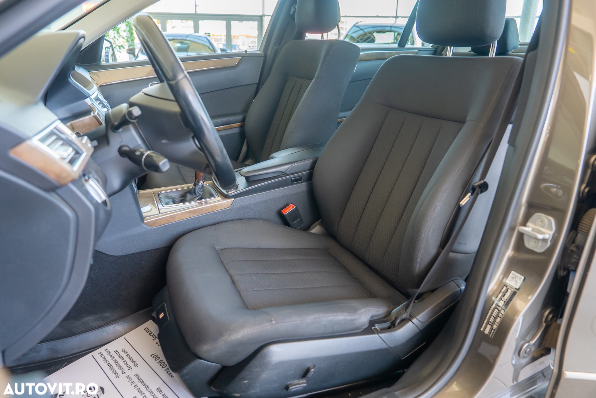 Mercedes-Benz E 200 CDI BlueEfficiency - 19