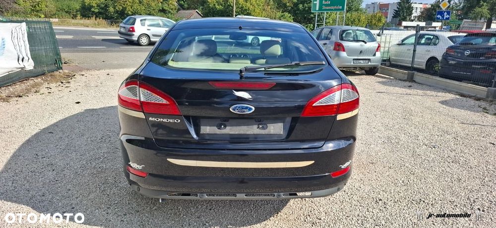 Ford Mondeo - 9