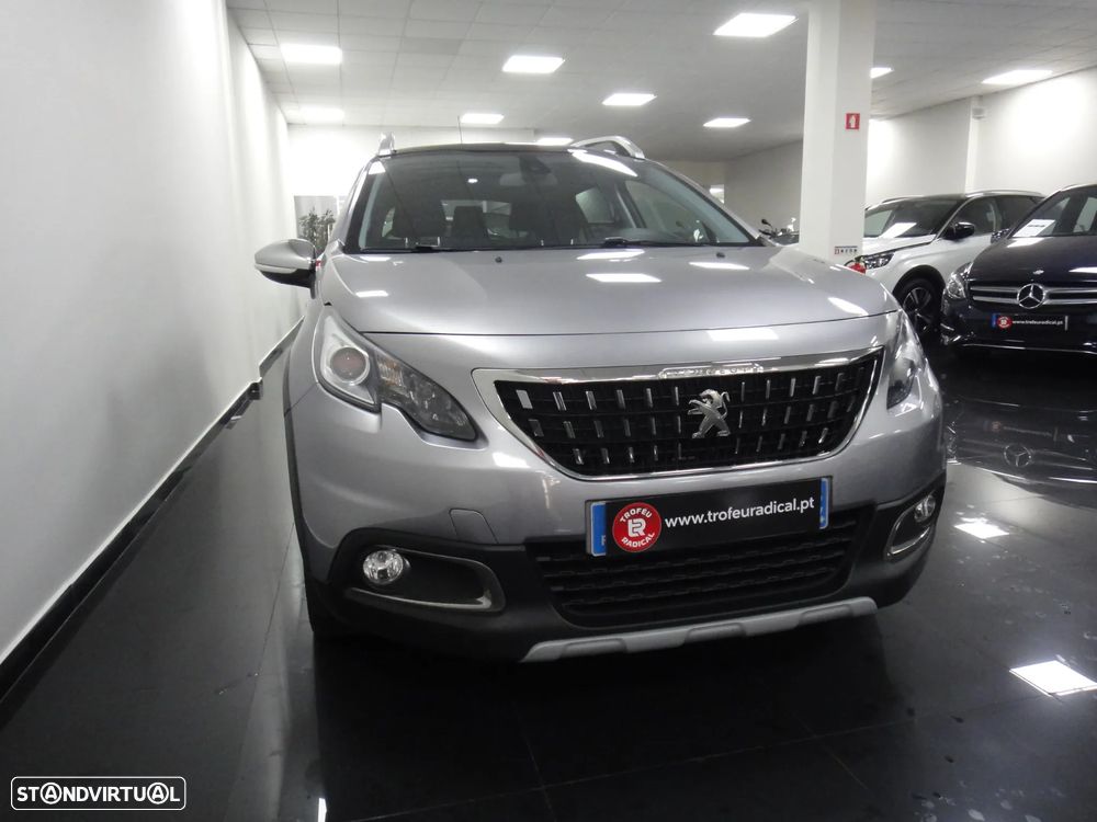 Peugeot 2008 PureTech 110 GPF Stop&Start EAT6 Crossway - 3