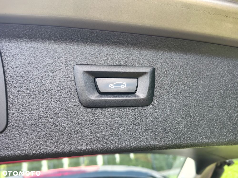 BMW Seria 2 218i Luxury Line - 2